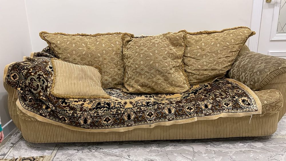 Продаётся кресло и диван