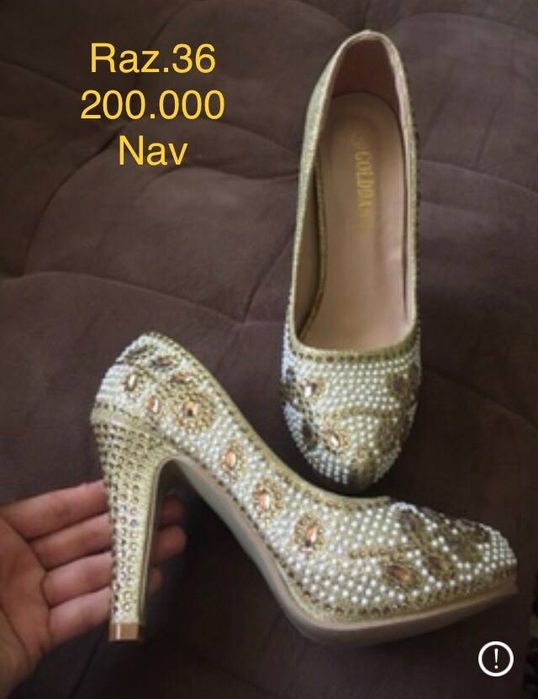 Модные туфли продам. 2+1. 2 ta olsangiz 3 bepul