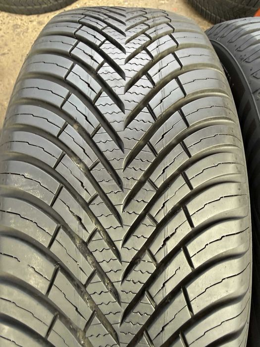 2x Anvelope All Season 195/55 r16 - Vredestein Quatrac