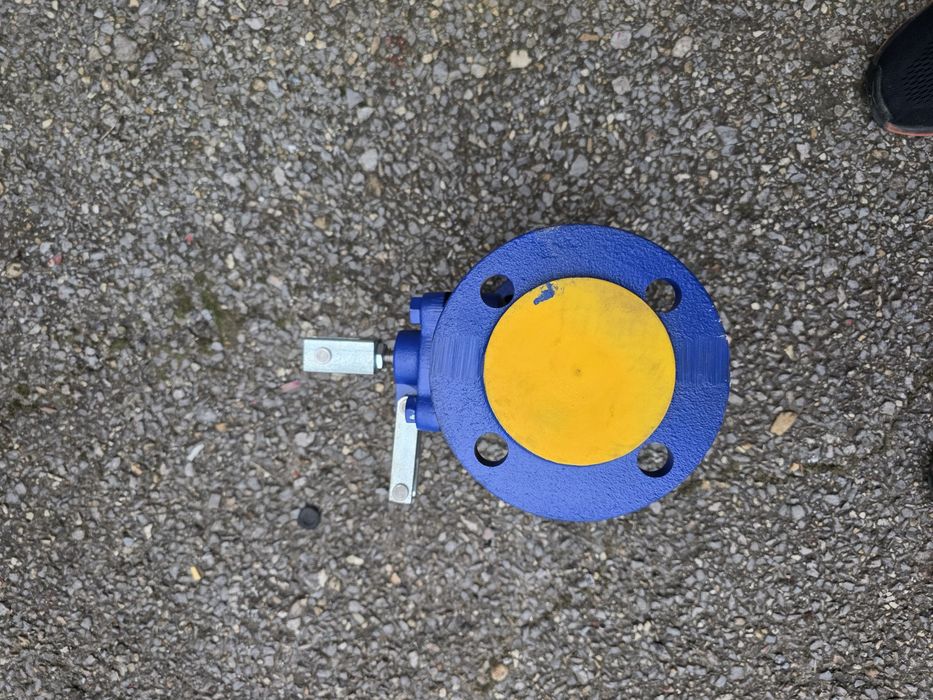 Поплавков вентил 2"  PN10