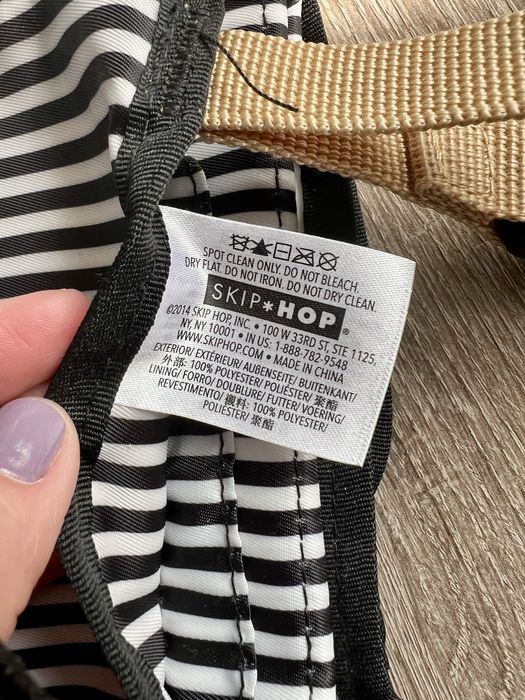 Skip Hop Statie de schimbat scutece - Pronto Signature Black/White