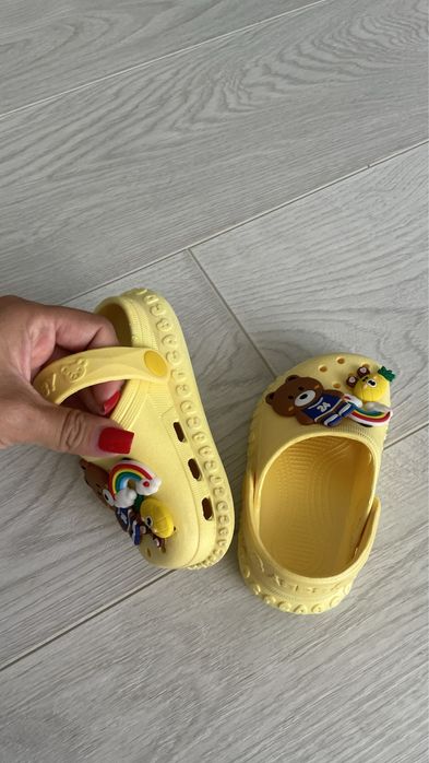 Продам кроксы детские