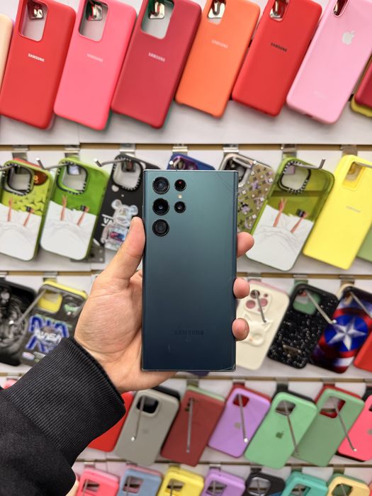 Samsung S22 Ultira 12/512gb