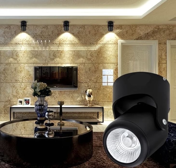 Прожектор / фонарь / светильник