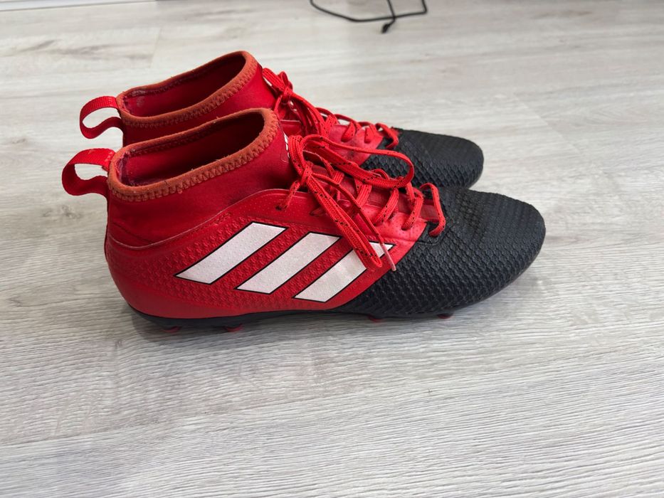 Бутонки Adidas Predator