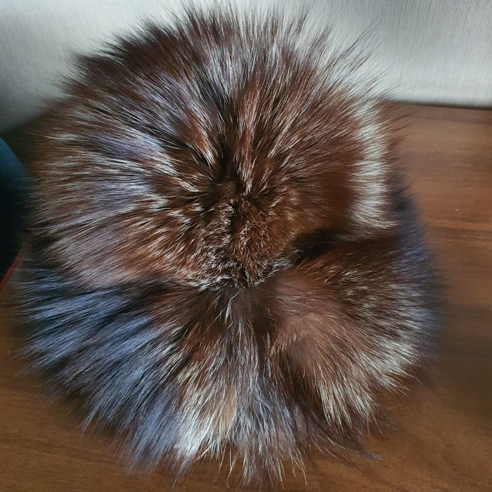 Шапка  чернобурка, б/у ,в хорошем. сост