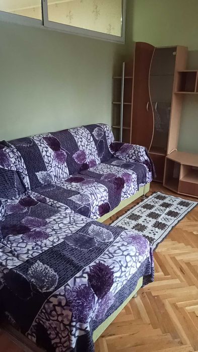 Дава се под наем Многостаен апартамент в Плевен, 9-ти квартал - 115 кв.м за 348.84 € - Снимка #1