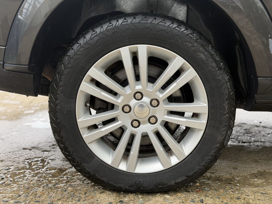 Land Rover Discovery 3.0d 258hp 2015