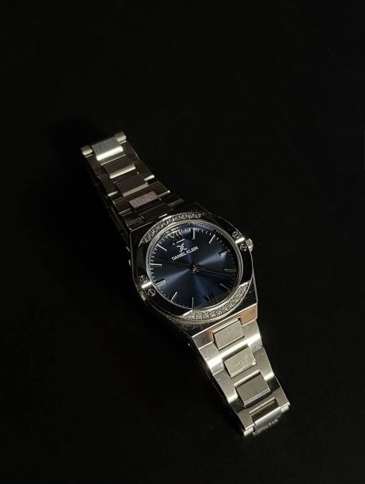 Часы daniel clein в хорошем состоянии