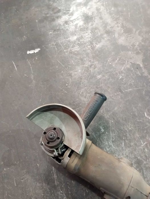 Продам болгарку Краун