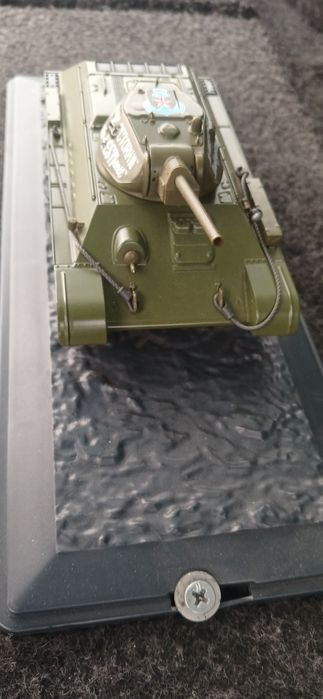 коллекционная модель танка т-34