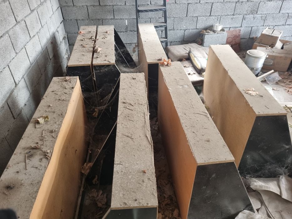 Dokon uchun polka stelaj