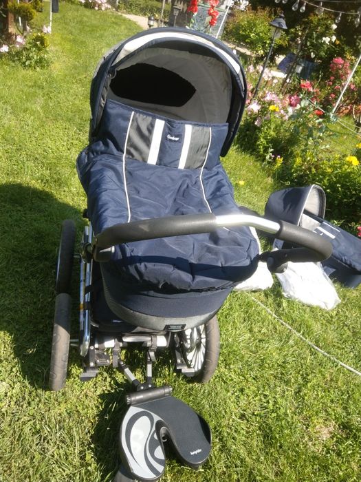 Маркова Детска количка