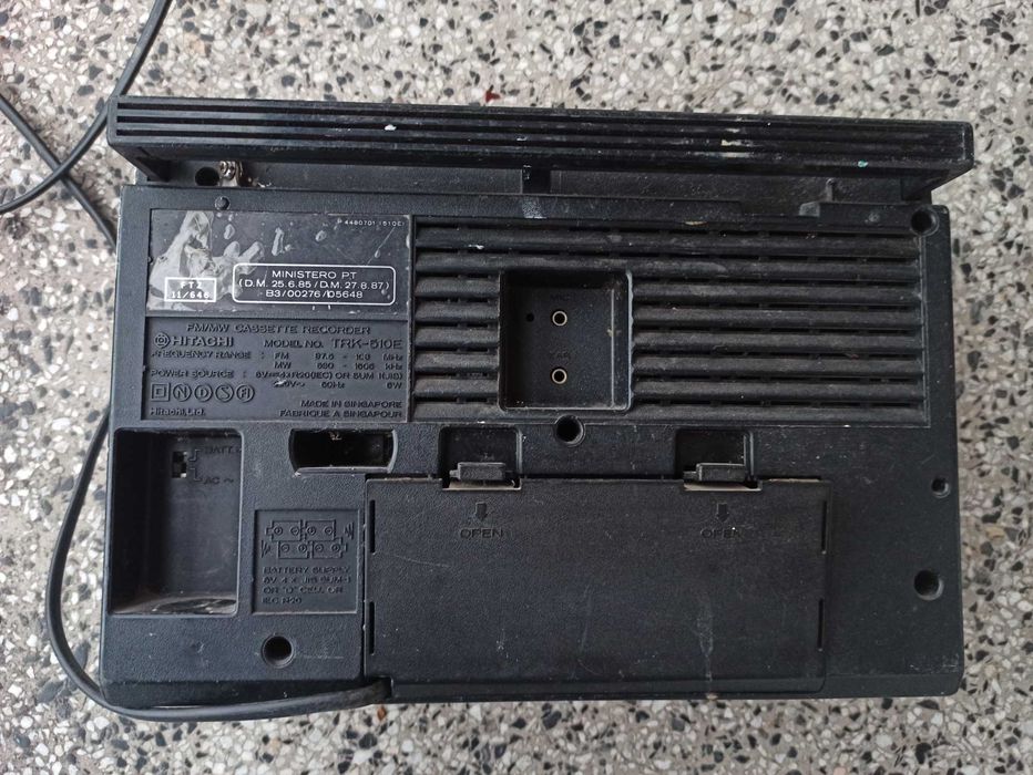 Радио касетофон Хитачи (Hitachi)