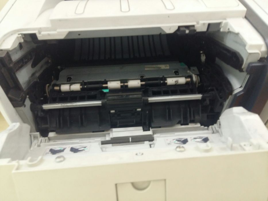 Printer sotiladi HP LaserJet P2055dn
