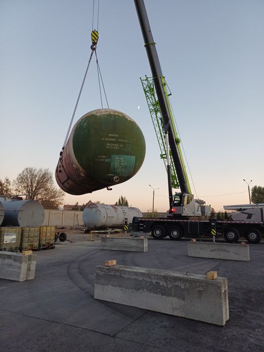 Выполняю сварочные работы