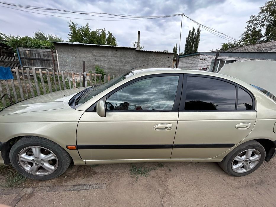 Продам Toyota Avensis