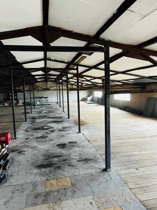 Spațiu de închiriat 242m2 albota