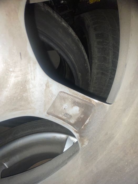 Джанти за BMW F30/F31 с нови летни гуми спорт пакет 18"