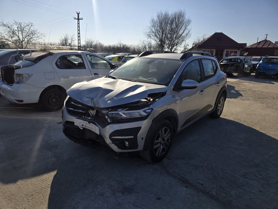 Sandero Stepway la cheie 17.000 km 1 0 TCE varianta full