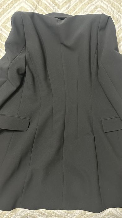 Продам платье пиджак, черный, размер S