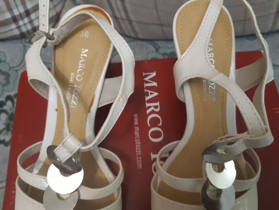 Босоножки. Модель Marco Tozzi