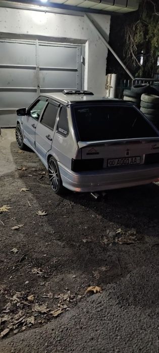 Машина сотилади холати зу́р