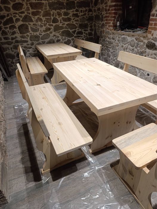 Маси и пейки от бял бор