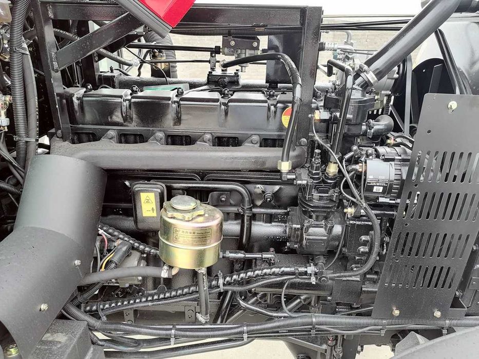 Трактор YTO NLX 1404-1