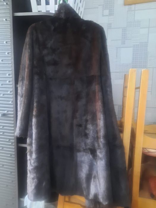 Норковая шуба 75000