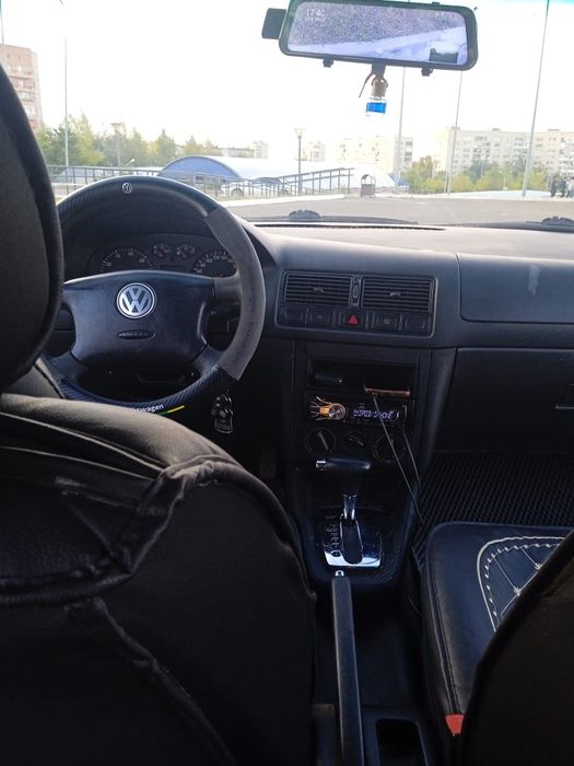 Продам машину Фольксваген Голф4