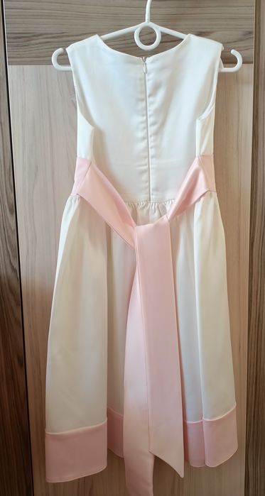 Платье детское праздничное