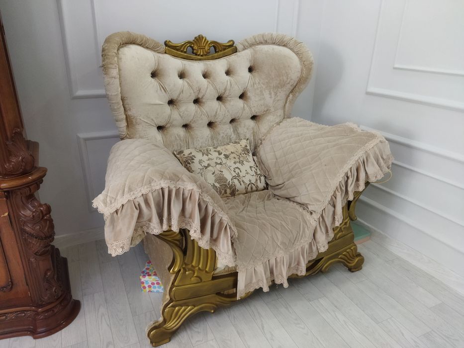 Срочно продается кресло 2шт