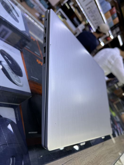 Notebook Lenovo idapad 1