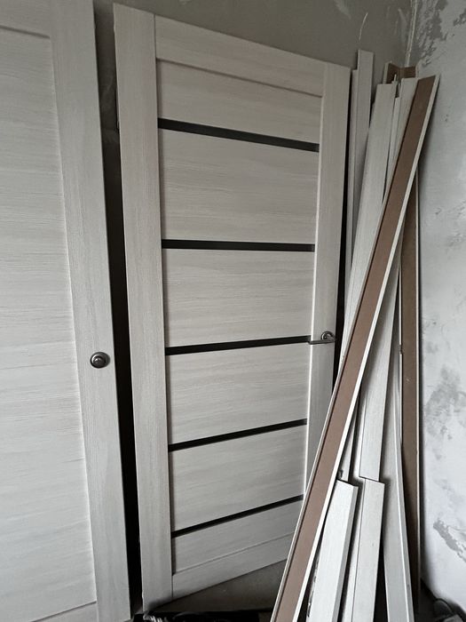 Продам двери 6 штук