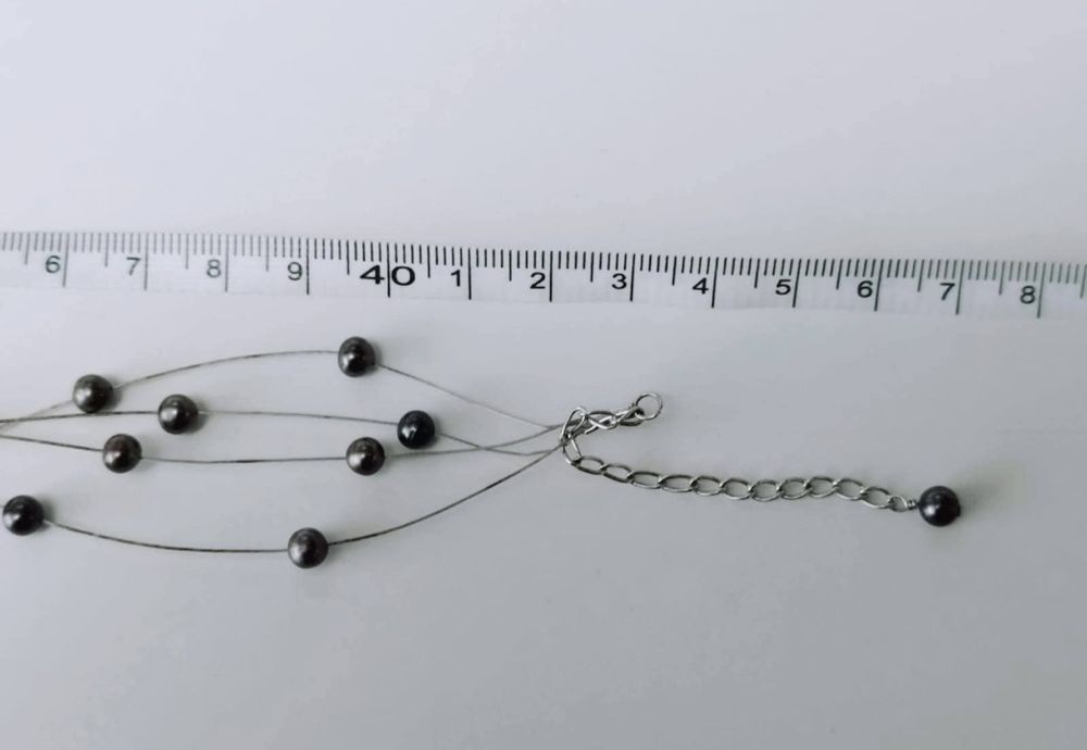 Colier vechi din argint de 925, cu perle negre pe patru siraguri,copii