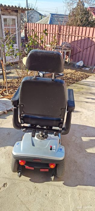 Scuter persoane dezabilitati LEO