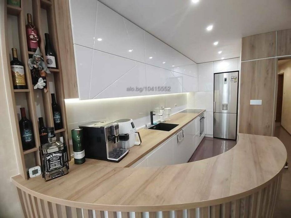 Продава се Многостаен апартамент в Бургас, Център - 114 кв.м за 1566 €/кв.м - Снимка #1