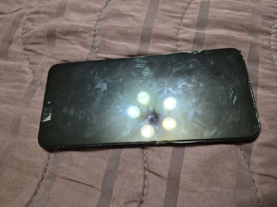 Продам Honor X8.