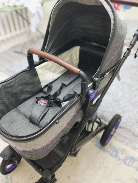 Продам Коляску б