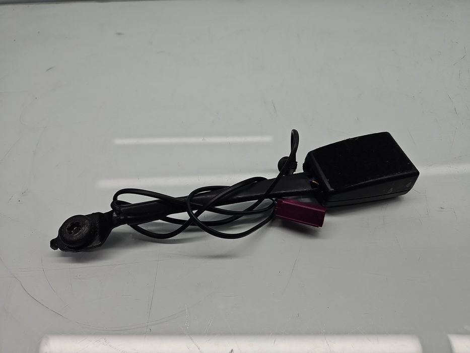 Capsa centura dreapta fata Ford Focus 3 Hatchback [Fabr 2011-2015] BM