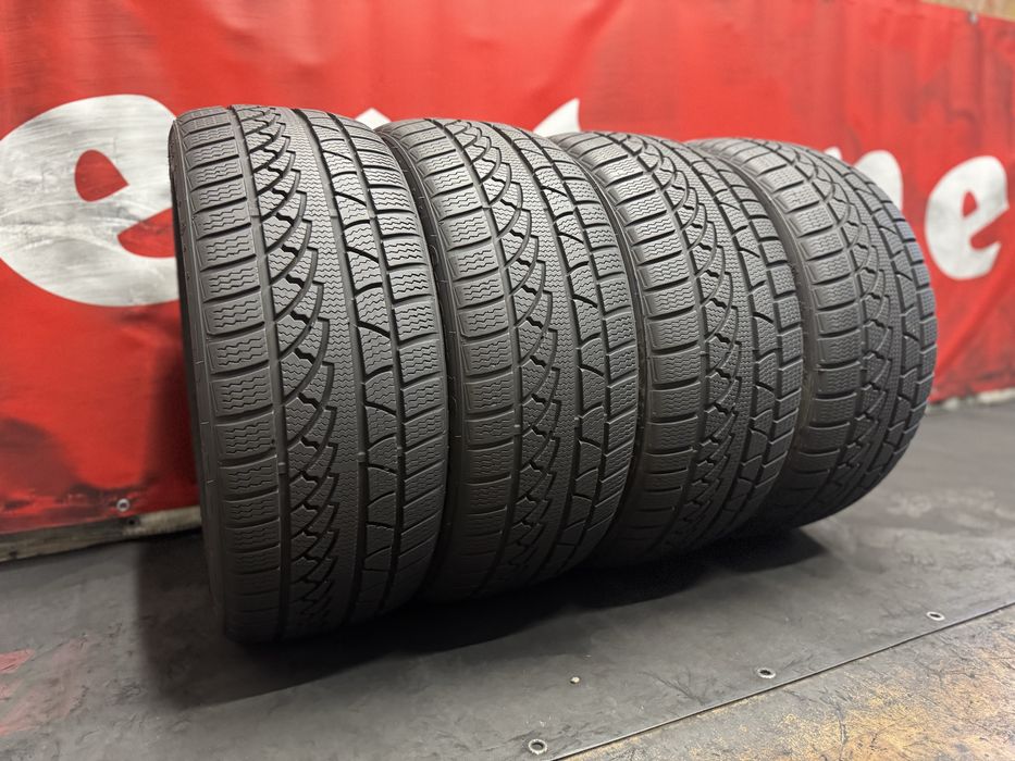 225 45 18/245 40 18, Зимни гуми, Спорт пакет, Petlas SnowMasterW651