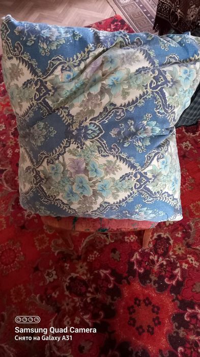 постельное . подушки