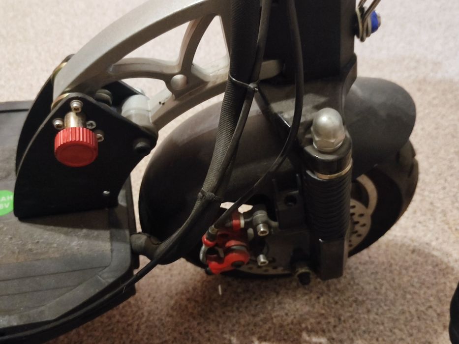 Электросамокат по типу kugoo m4 pro