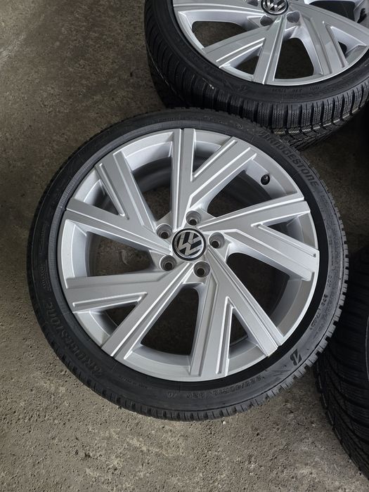 НОВИ Джанти 18 / 5х112 - VW Golf и др. Bergamo 5x112