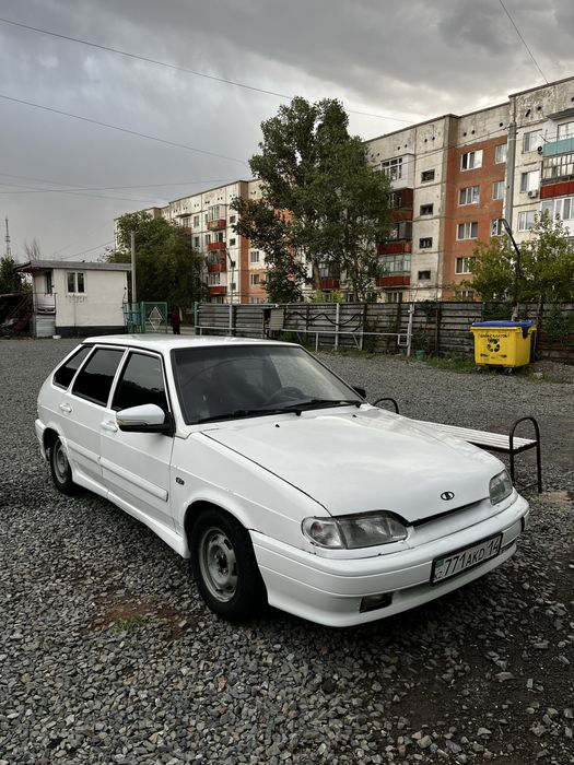 Продам ВАЗ 2114 на полном ходу