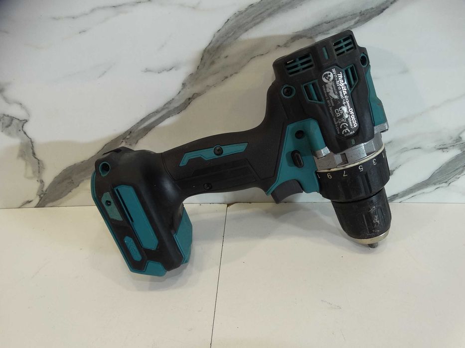 Makita DF 002G / 40 V / XGT - Професионален винтоверт