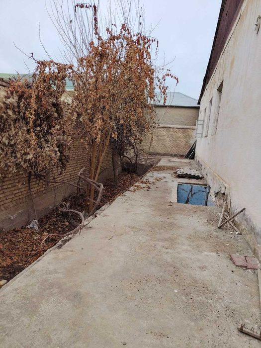 Продаётся участок 4,5 соток Ор-р Отбозор