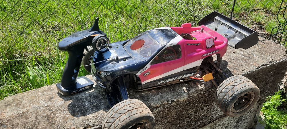 Продавам тръги 4s