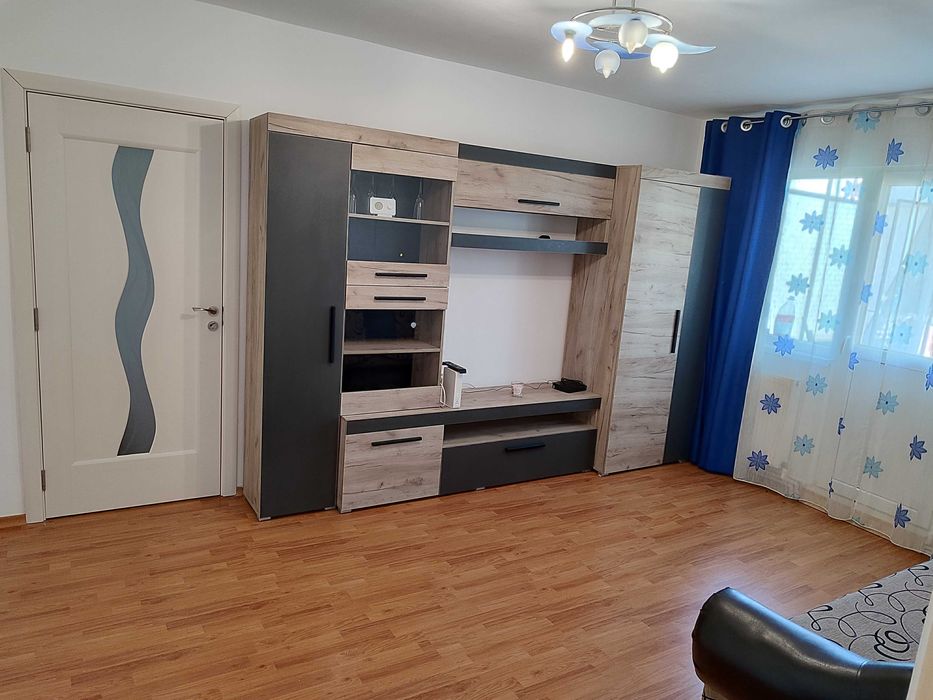Apartament de închiriat